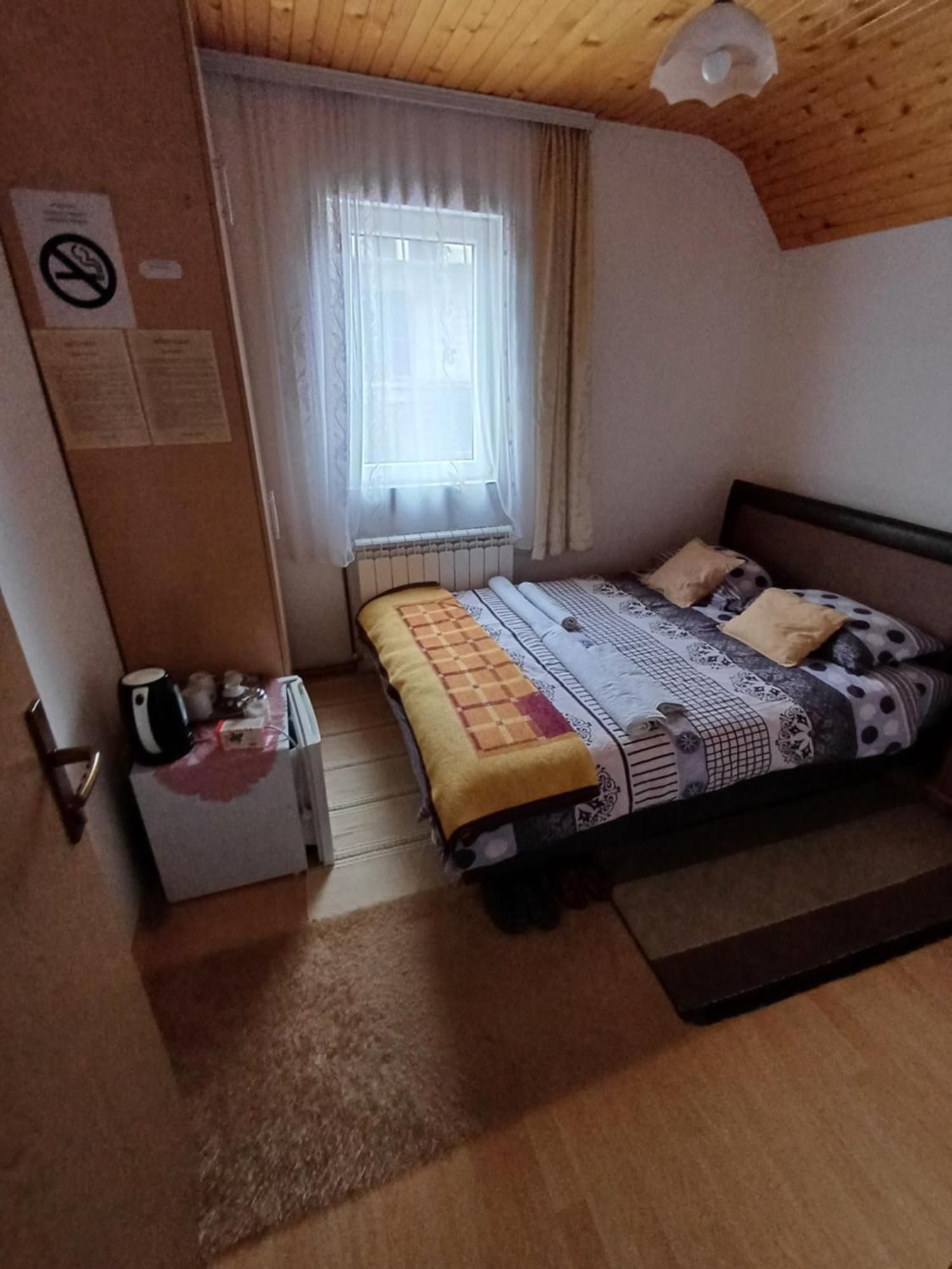 Rooms Skorpijon Žabljak 部屋 写真